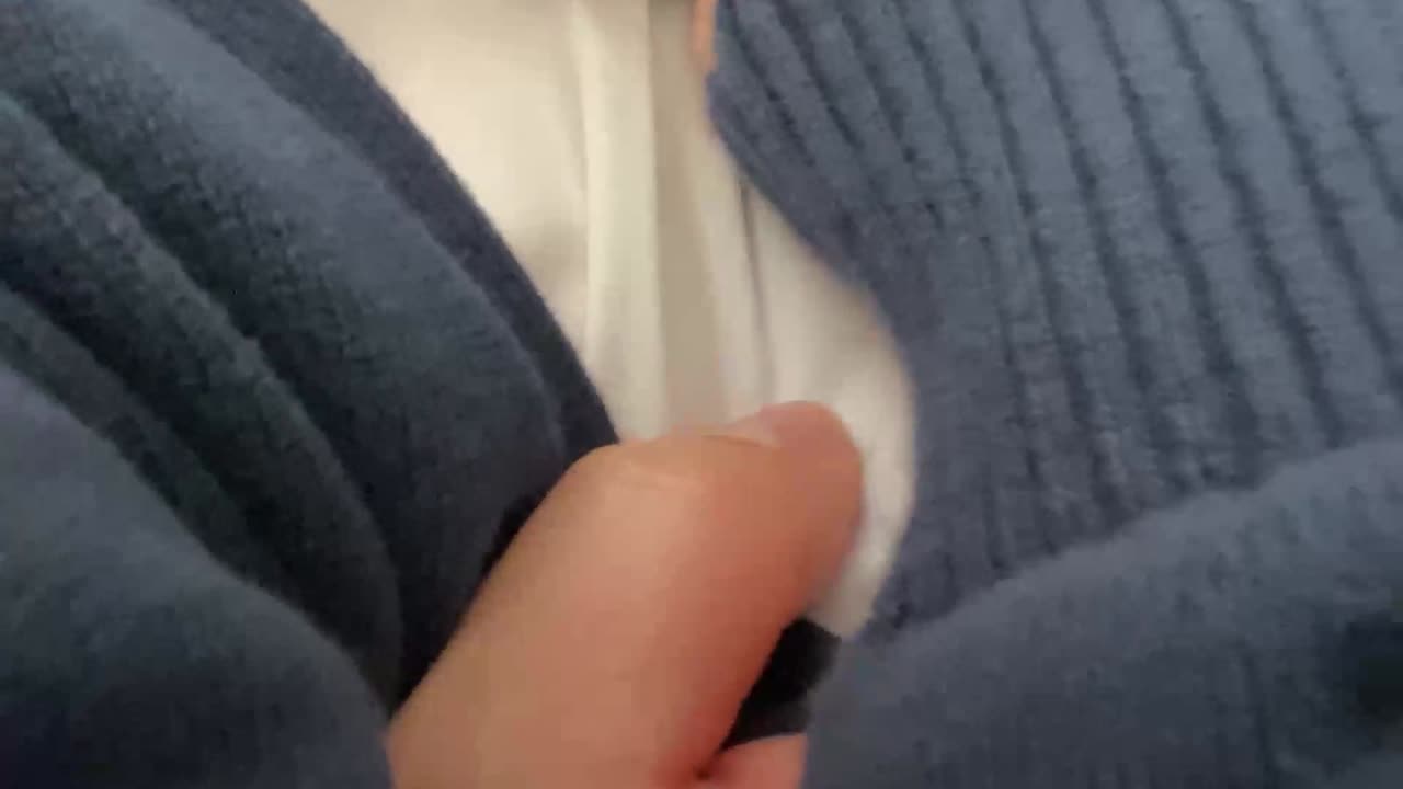 【電射男002】めちゃくちゃ可愛い****の生太ももに特濃精子かけてやりました