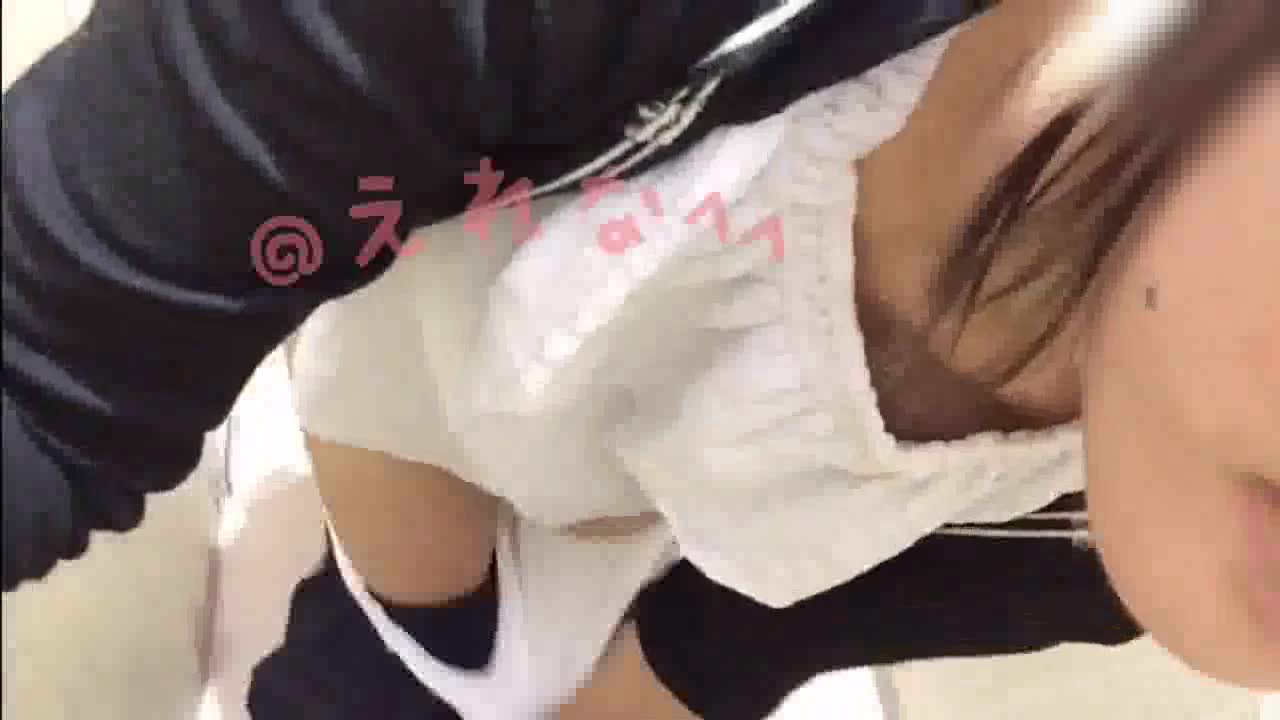 【オナニー】4月に18歳になりたてのえれなです、パイパンです。お店のトイレでオナニー - FC2 Video (Adult)