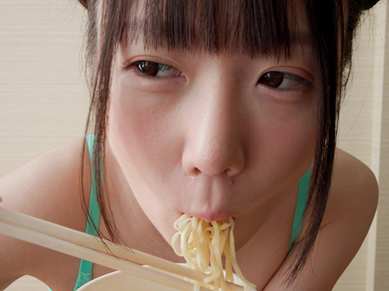 大至急貴方はカップラーメンになって下さい。あむちゃんが息を吹きかけ、すすってくれます。 - FC2 Video (Adult)